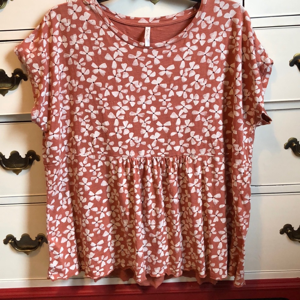 Rylee + Cru flower babydoll tee EUC